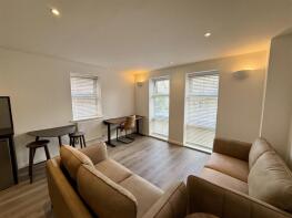 5, Ferriers Court, Oakfield Street, Roath, Cardiff CF24 3QJ