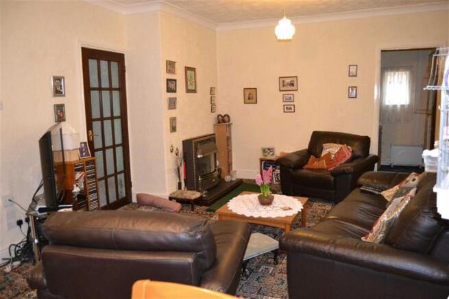Lounge / dining room