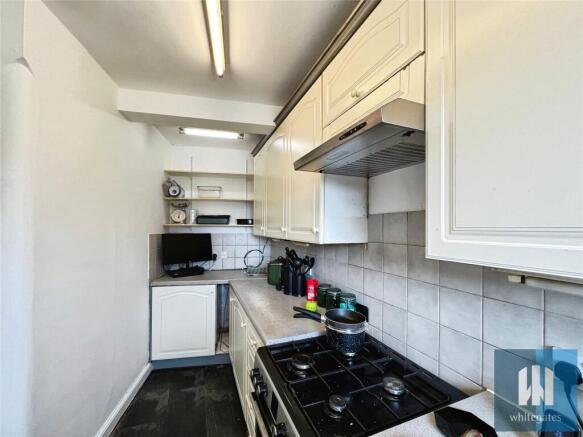 3 bed Semi-Detached for sale Image 7