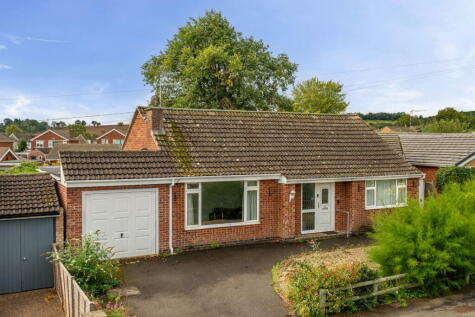 Glen Drive, Oakham, LE15 6SB