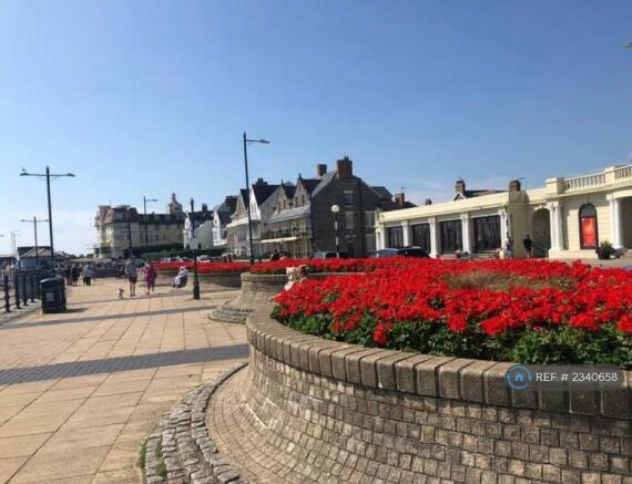 Porthcawl Centre