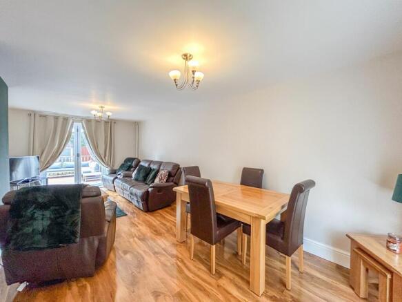 Living/Dining Room