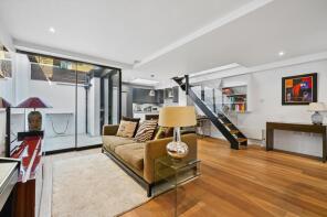 Flat A, 113, Queenstown Road, London SW8 3RH