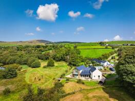Blaenllechog, Rhosfach, Clunderwen SA66 7JS