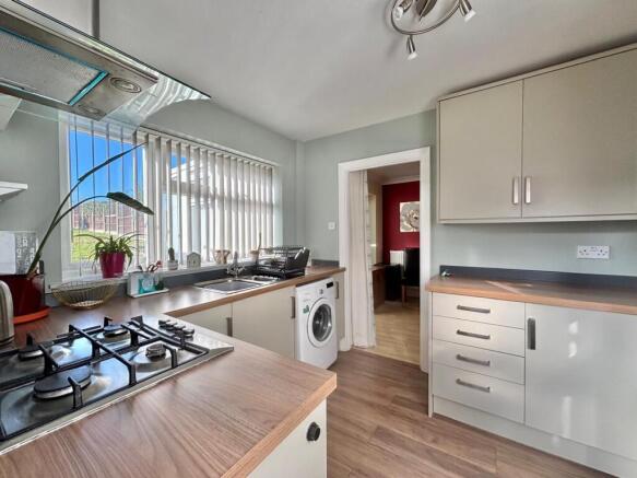 Ullswater Drive, Hucknall, Nottingham photo 4