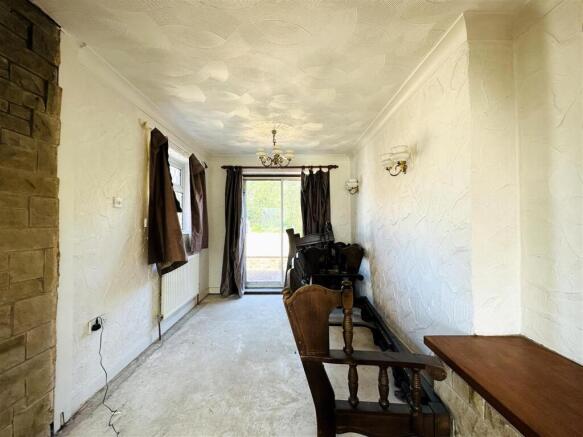 4 bed Semi-Detached for sale Image 6