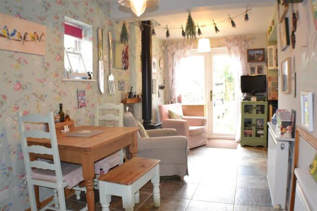 Kitchen diner