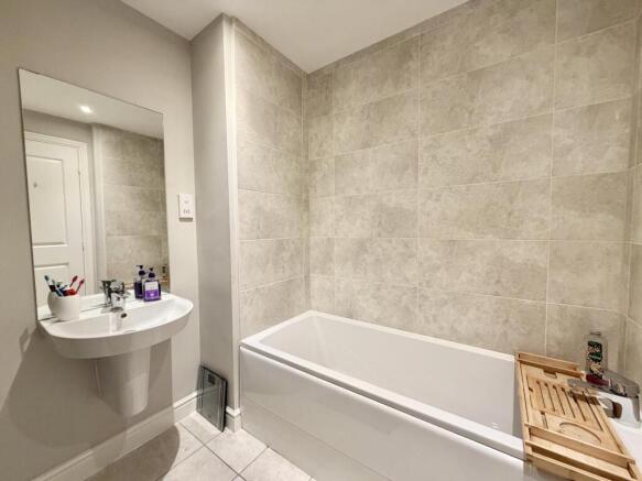 Ensuite