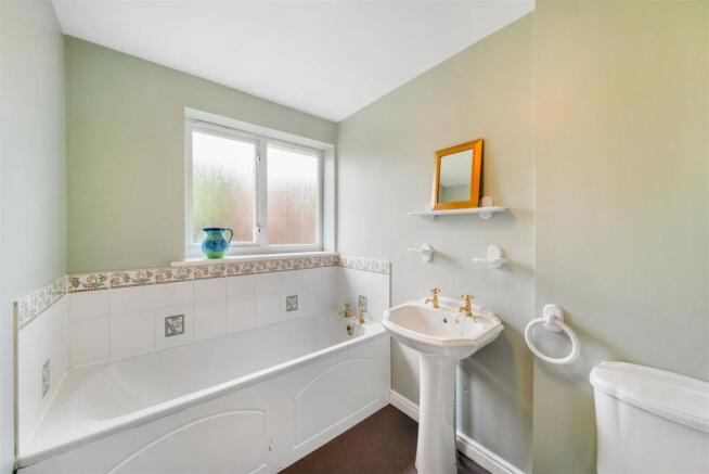HOUSE BATHROOM