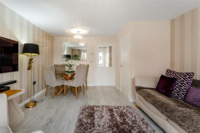Flint Close-2.jpg