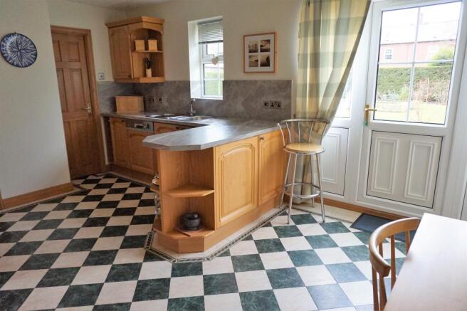 Kitchen 1