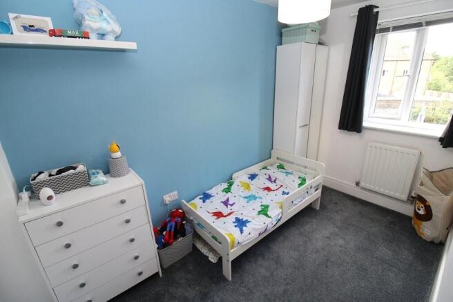 4 bed Semi-Detached for sale Image 11