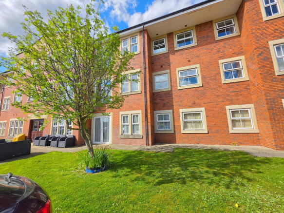 1 bed Apartment for sale Image 8