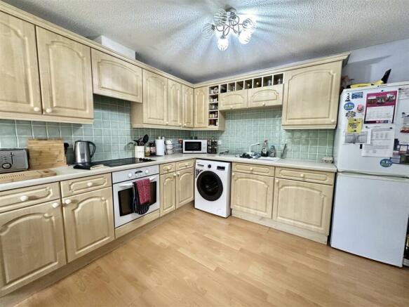 Kitchen with excellent storage