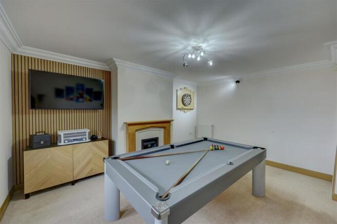 Lounge / Games Room