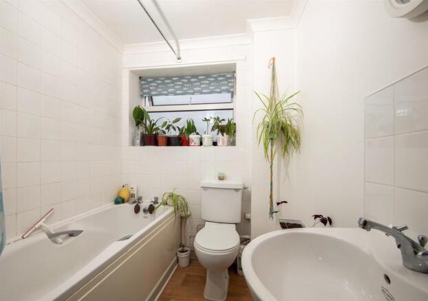 Bathroom.jpeg