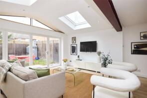 132, Basevi Way, London SE8 3JT