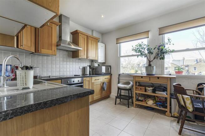 Kitchen1.jpg