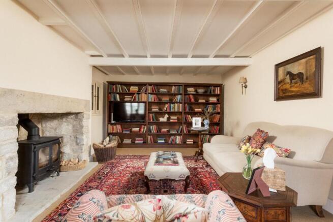 4 bed House for sale Image 6