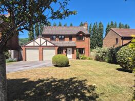 10, Home Meadow, Minehead TA24 8UE