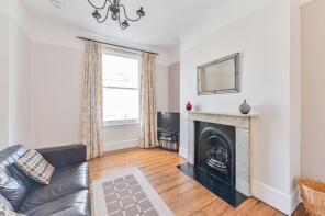 23, Burnley Road, London SW9 0SJ