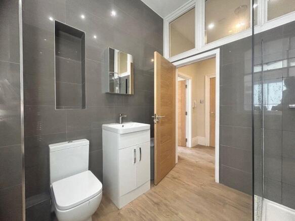 1 bed Flat to rent Image 9