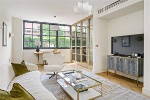 15, John's Mews, London WC1N 2PA