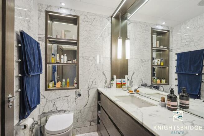 Apartment 8, 1 Hans Crescent (4).jpg