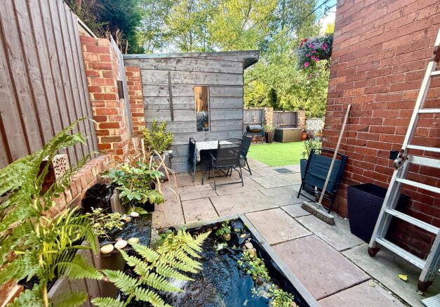 3 bed Semi-Detached for sale Image 9