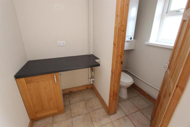 21 Cherry Tree Close 005.JPG