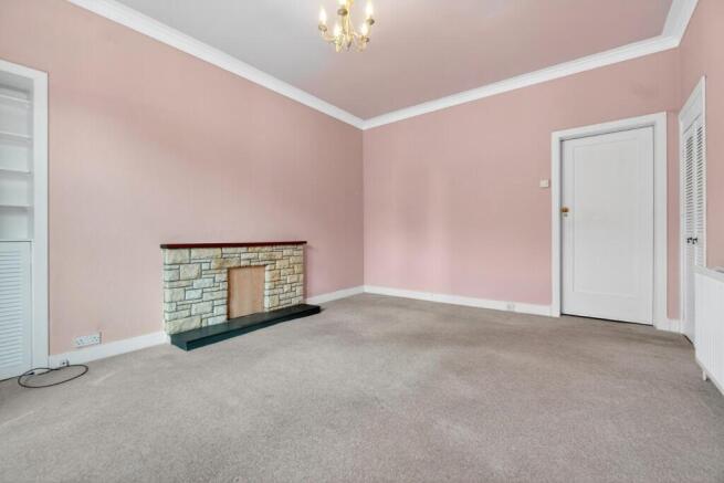 8 blackdales avenue, largs_03.jpg