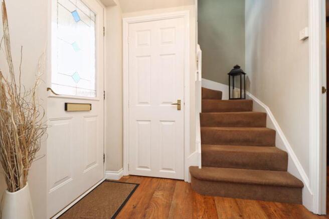Entrance Hallway/Stairwell