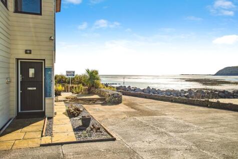 Ferryside, Carmarthenshire, SA17