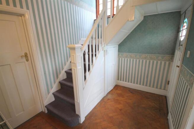 NV Entrance hall.JPG