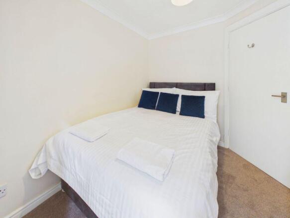 2 bed Apartment for sale Image 7