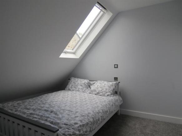 Bedroom: