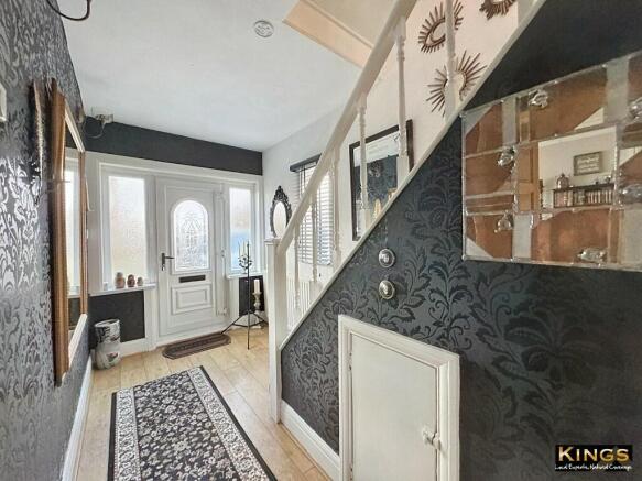 3 bed Semi-Detached for sale Image 12