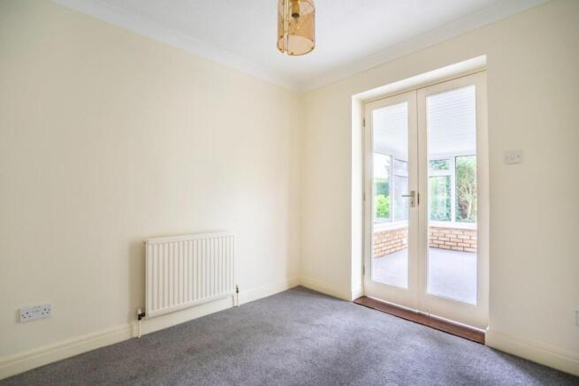 2 bed Semi-Detached Bungalow for sale Image 7