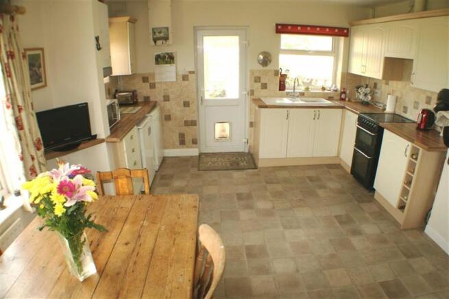 KITCHEN-DINER: