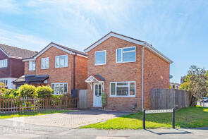 15, Woodstock Road, Christchurch BH23 7HY