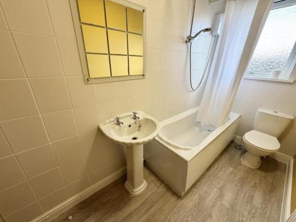 3 bed Terraced for sale Image 7