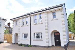 Flat 1, Malvern Court, Ashley Road, Epsom KT18 5BA