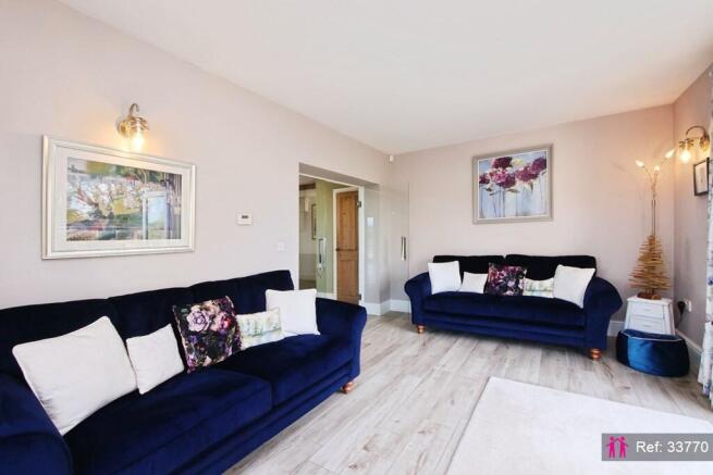 3 bed Detached Bungalow for sale Image 6