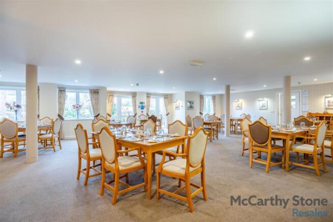1 bed Apartment for sale Image 8