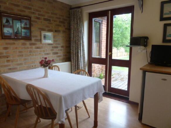 Kitchen/Breakfast Room