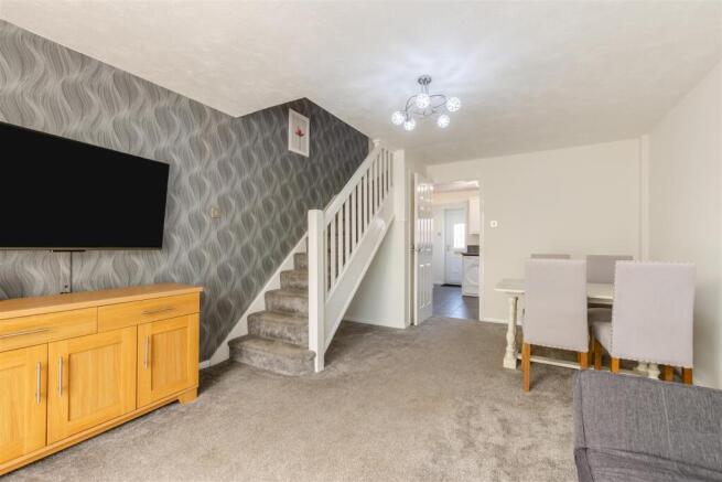 8696316-interior05.jpg