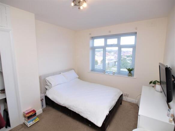 BEDROOM 3