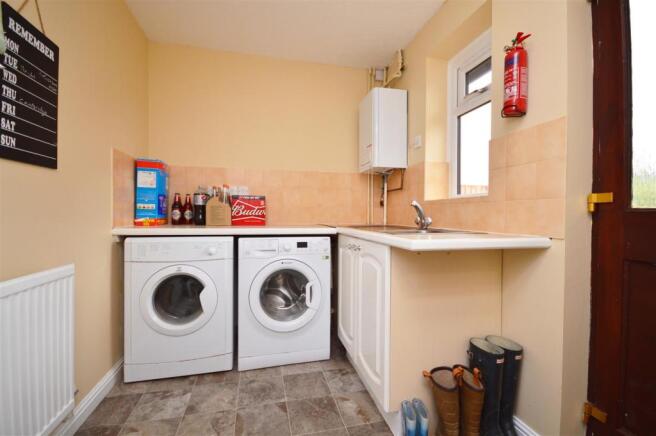 Utility Room.JPG