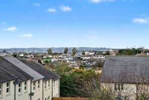 5, The Crescent, St Marys Hill, Brixham TQ5 9GU