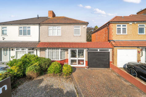 Danson Crescent, Welling